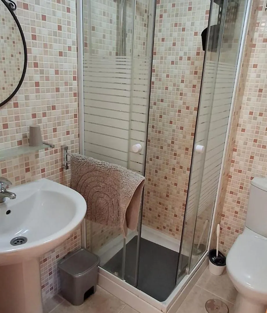 Superb 2 Beds Casares Del Solアパートメント 0*,  スペイン