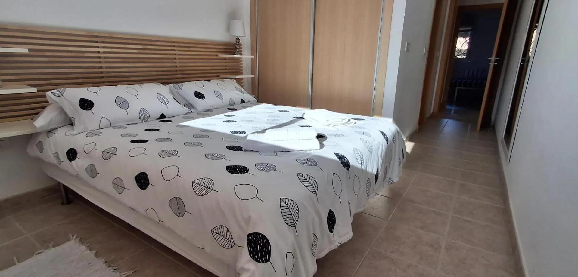 Superb 2 Beds Casares Del Solアパートメント